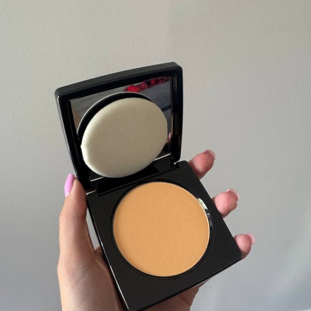 Bobbi Brown Sheer finish Pressed Powder, 9g/ .31oz shade Golden orange